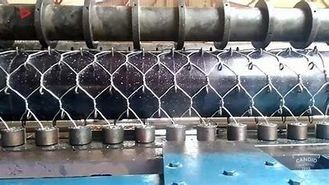 خرید Hillside Hexagonal Gi Wire Machine Machine with CE Approval ساخت آنلاین